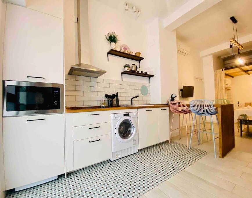 Beautiful Loft In The Heart Of Ruzafa, Soho Apartment Валенсия Екстериор снимка